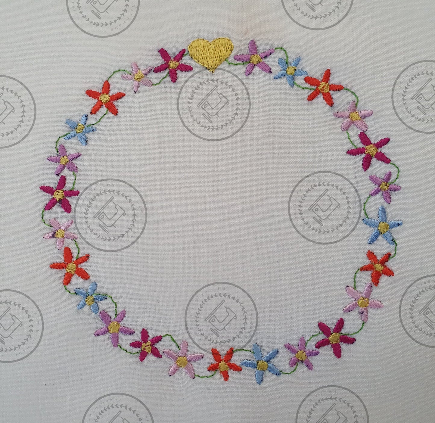 FLORAL CIRCLE MONOGRAM FRAME Embroidery Design - FCMF23   4 x 4